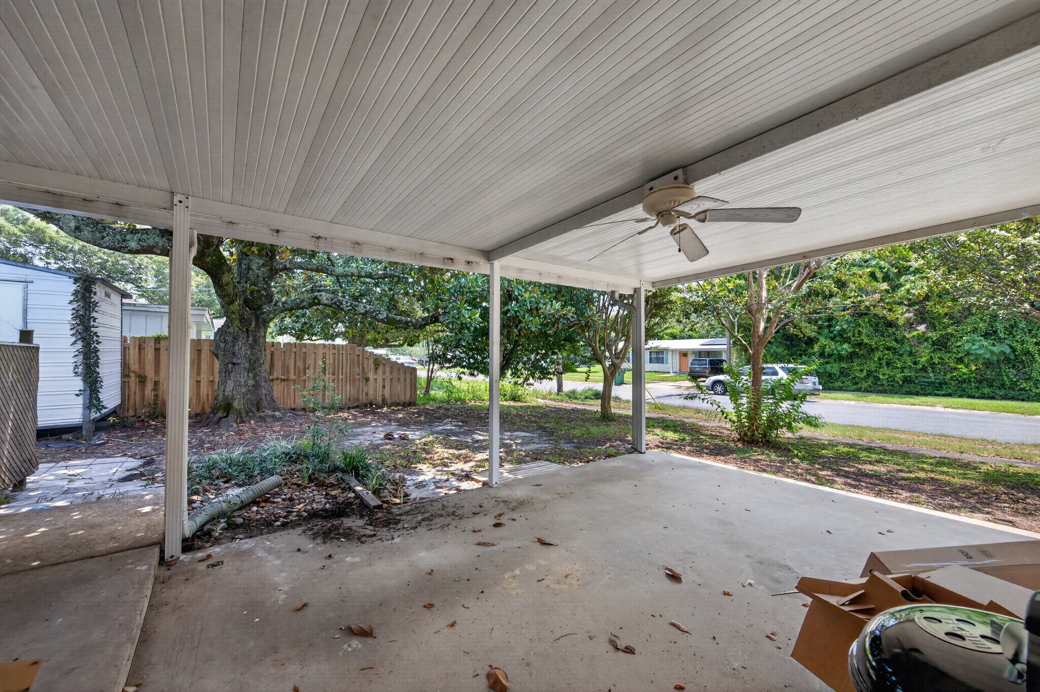 Building Photo - 111 N Lorraine Dr