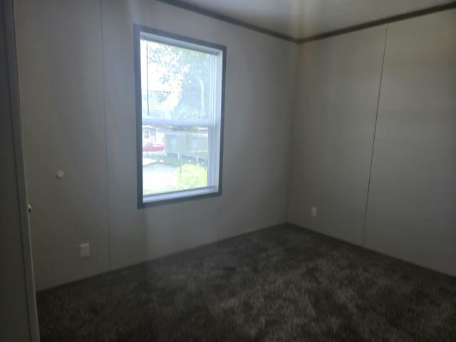 Building Photo - 306 Oriole Ln