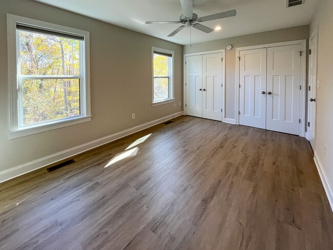 Building Photo - 3bd/3.5ba Townhome in Birnam Wood