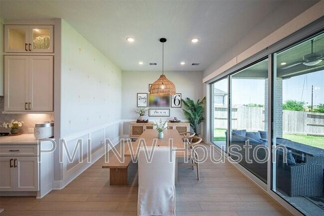 Building Photo - 244 Summer Sunrise Dr