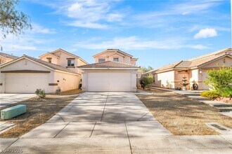 Building Photo - 4849 Lone Grove Dr