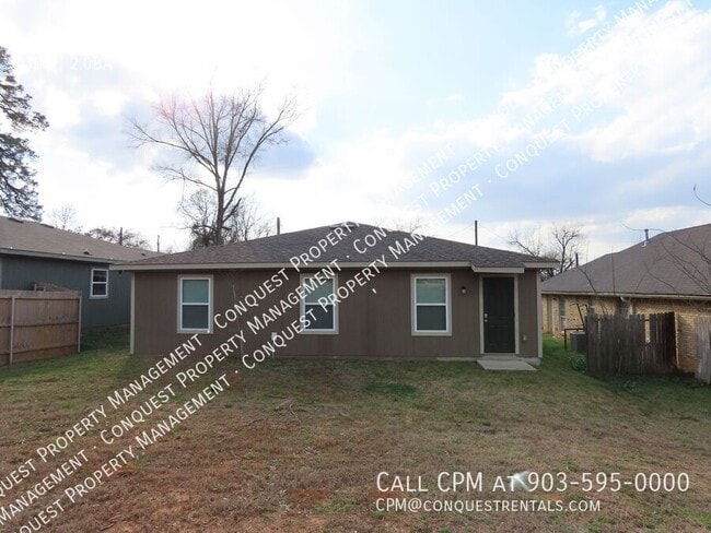 Building Photo - 1615 N Gaston Ave