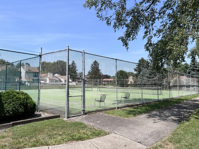 Free access to tennis courts - 2127 Melrose Dr