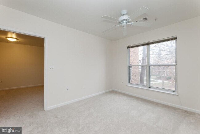 Building Photo - 2204 Westcourt Ln