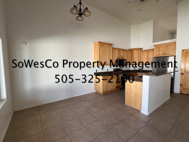 Building Photo - 4 Bedroom Home Built in 2018, near Country Club