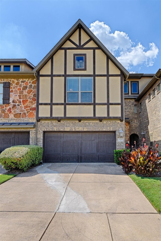 Building Photo - 1605 Brook Glen Dr