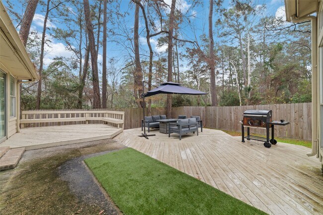 Building Photo - 36 N Rain Forest Ct