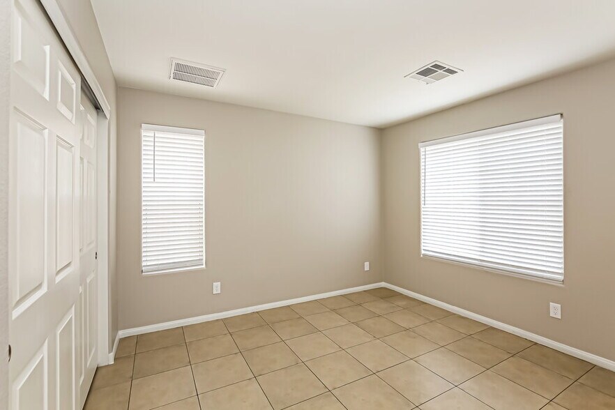 Building Photo - 8941 Jamie Lee Ave