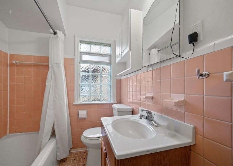 Building Photo - 18 Woodward Heights Blvd