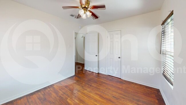 Building Photo - 1539 Yucca Dr