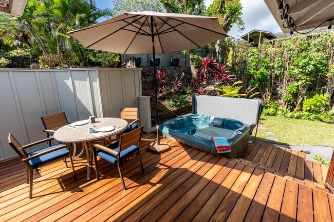 Building Photo - 41-020 Ehukai St