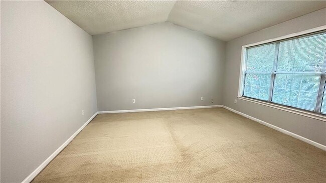 Building Photo - 11900 Carriage Park Ln