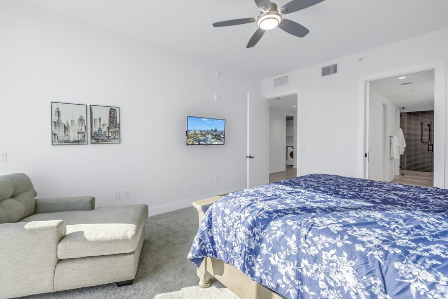 Building Photo - 777 3rd Ave N