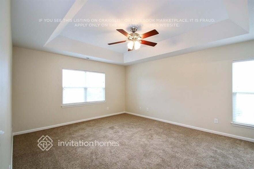 Building Photo - 1002 Bridleside Dr