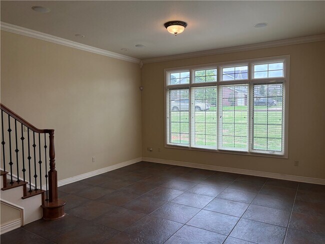 Building Photo - 2623 S Everest Ave
