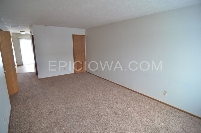 Building Photo - 2821 Cory Ct SW