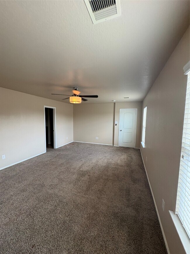 Building Photo - 9602 Paloma Creek Dr