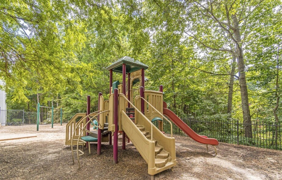 Building Photo - The Atlantic Canton Ridge