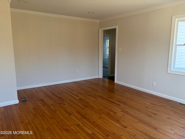 Building Photo - 633 Hulses Corner Rd