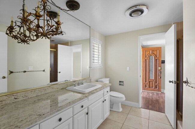 Building Photo - Welcome to this Beautiful Ranch-Style Home...