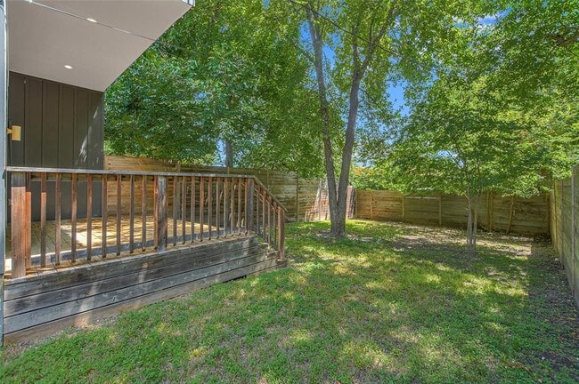 Building Photo - 3801 Grayson Ln