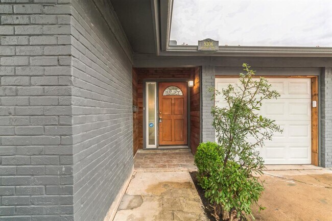 Building Photo - 9306 Hunters Trace