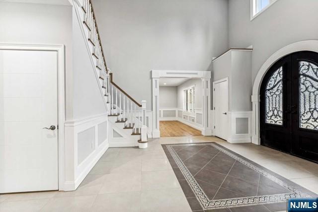 Building Photo - 25 Jones