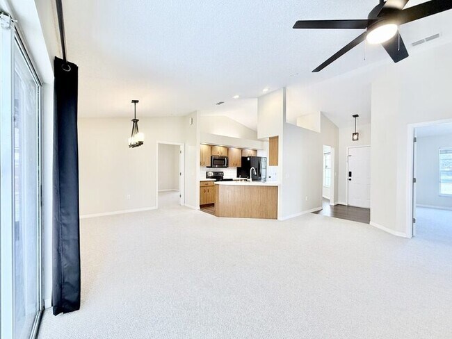 Building Photo - 2610 Sundance Ct