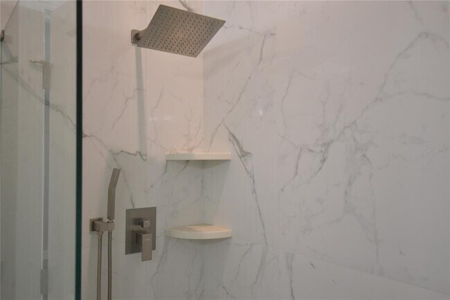 Building Photo - 281 Diogenes St