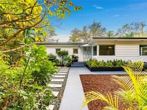 Building Photo - 650 NE 60th St