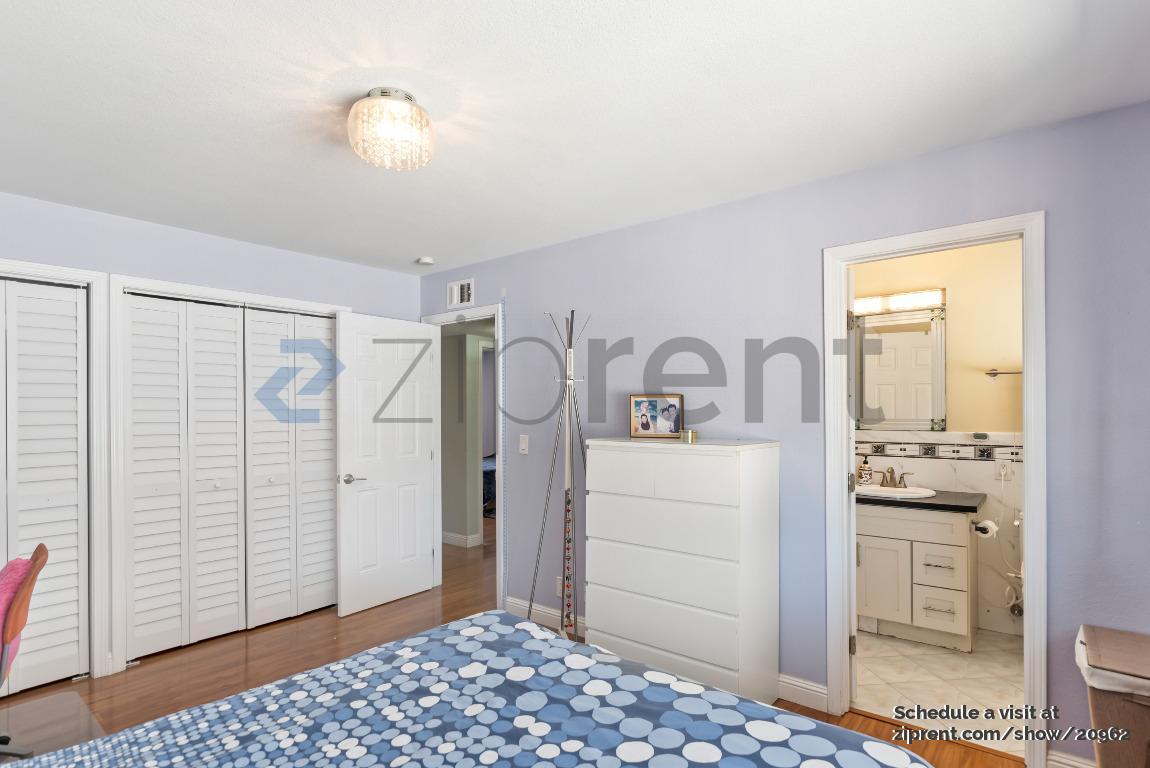 Building Photo - 3876 Dunford Way