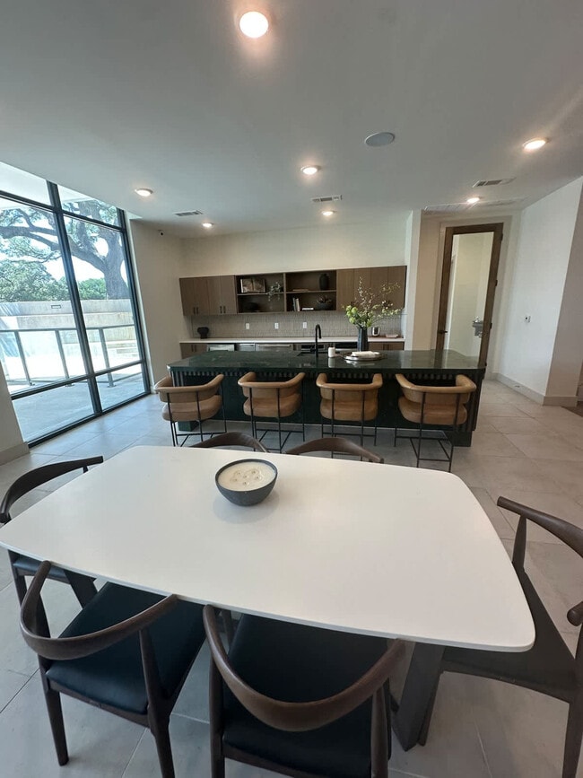 Building Photo - 12208 Tech Ridge Blvd