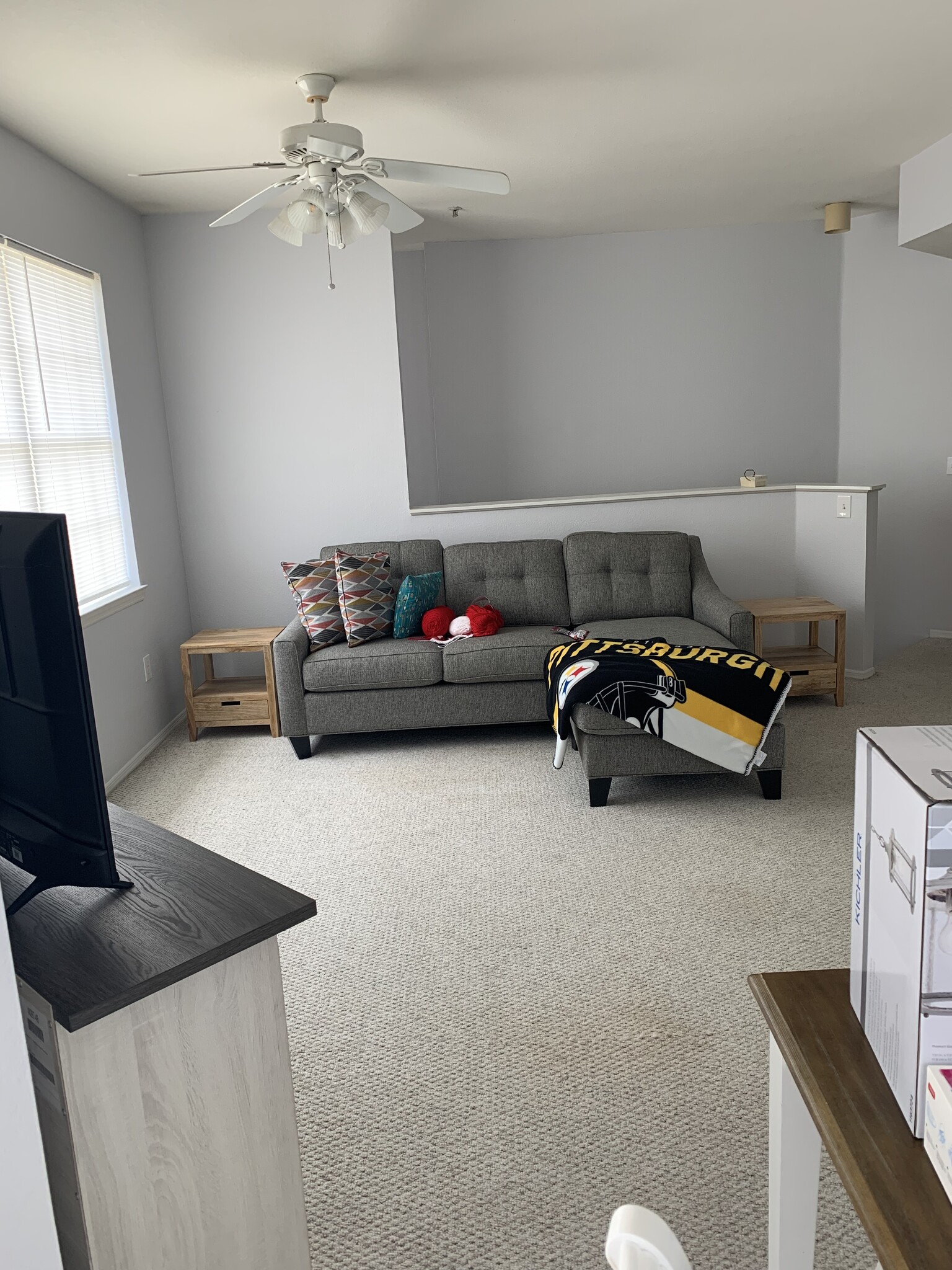 Living - 5692 Star Rush Dr
