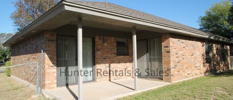 Building Photo - 2010 Starlight Dr