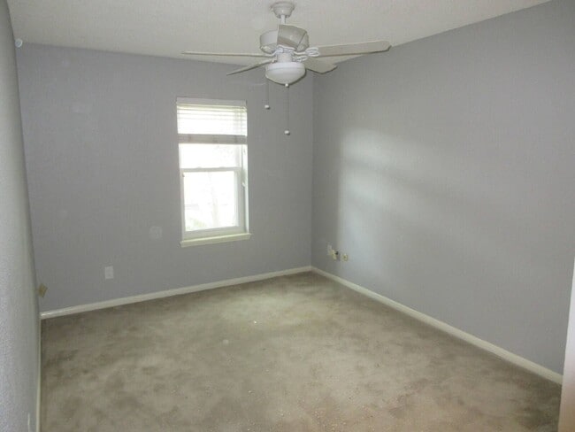 Building Photo - 14551 Misty Meadow Ln