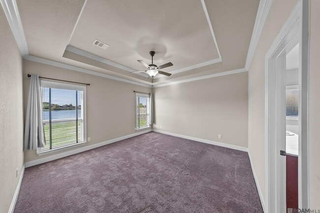 Building Photo - 6107 Waterford Ln