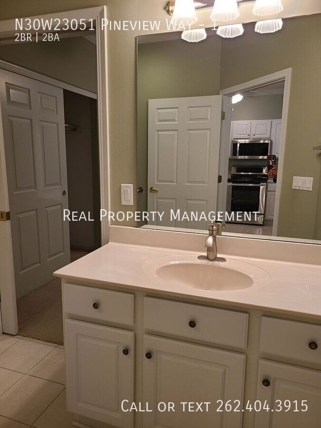 Building Photo - N30W23051 Pineview Way