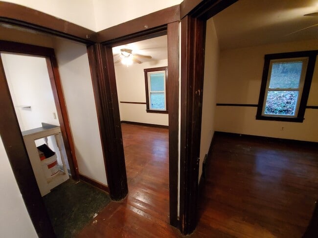 Building Photo - 1137 Oakleaf Dr