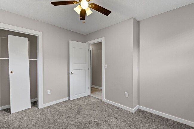 Building Photo - Seller Financing Available!