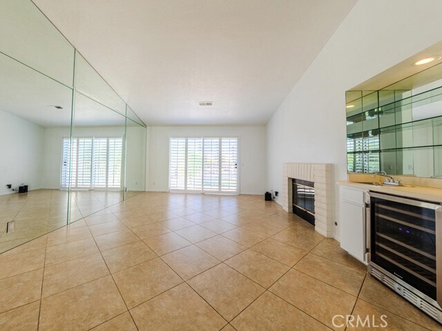 Building Photo - 363 Muirfield Dr