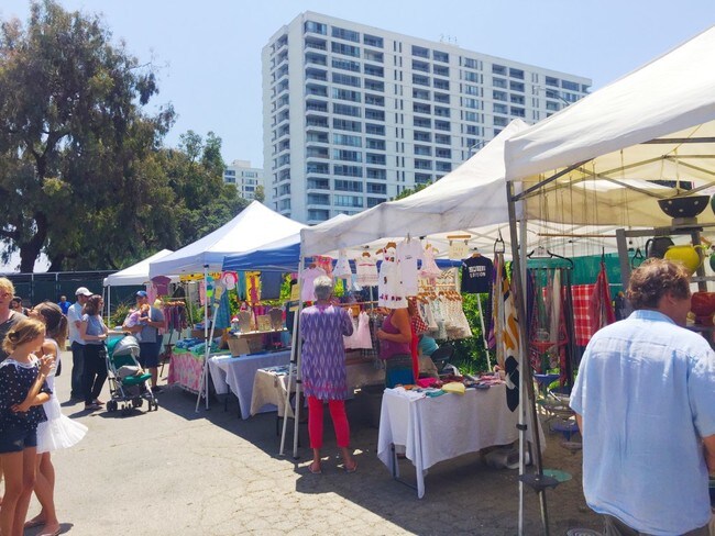 Main St Farmers Market - 2431 3rd St