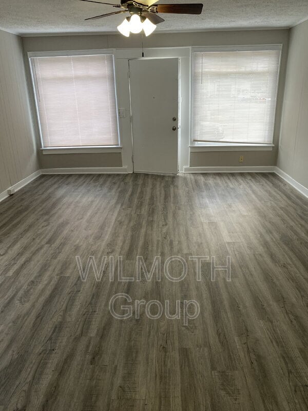 Building Photo - 5338 Winthrop Ave