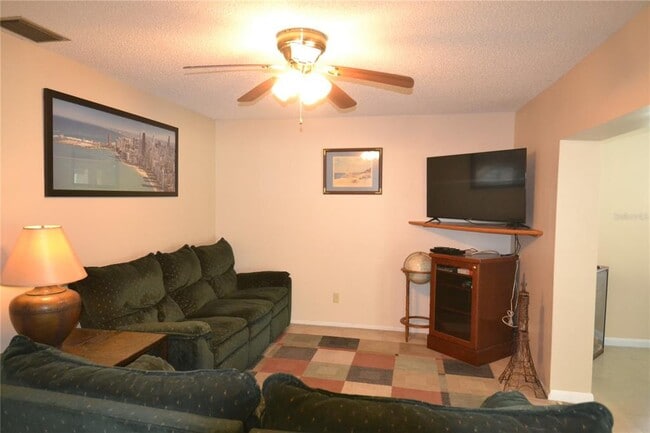 Building Photo - 3276 Buckhorn Dr