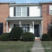 Building Photo - 1246 Goldfinch Dr