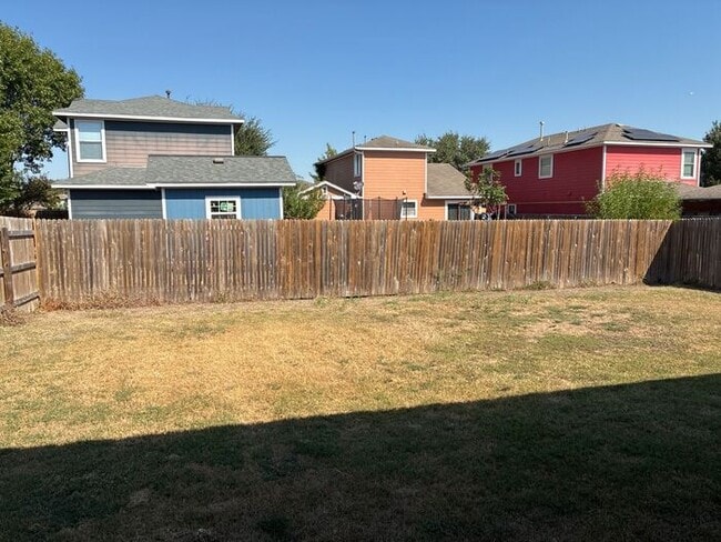 Building Photo - **Move-In Bonus! $500 Amazon Gift Card with 12-Month Lease at Current Rent**