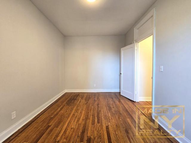 Building Photo - 1 bedroom in ASTORIA NY 11106