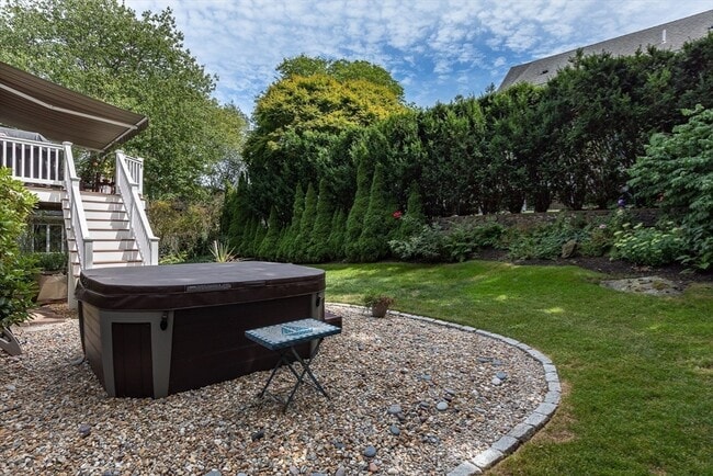 Building Photo - 8 Jackson Rd