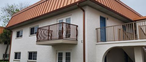 Building Photo - 2100 W Beach Dr