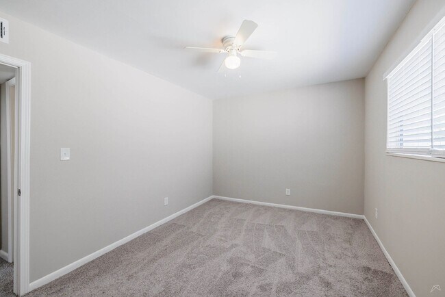 Building Photo - Elite Plus 2 Bedroom Apartments in Atlanta, GA | Fully Renovated 750 Sq Ft Floor Plan at Monteleo...