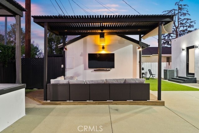 Building Photo - 23143 Leonora Dr